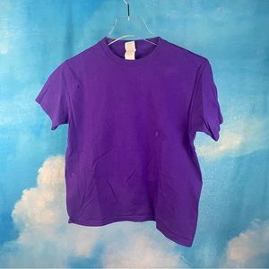 HEAVY COTTON GILDAN PURPLE BLANK SHORT SLEEVE T SHIRT - SZ YOUTH